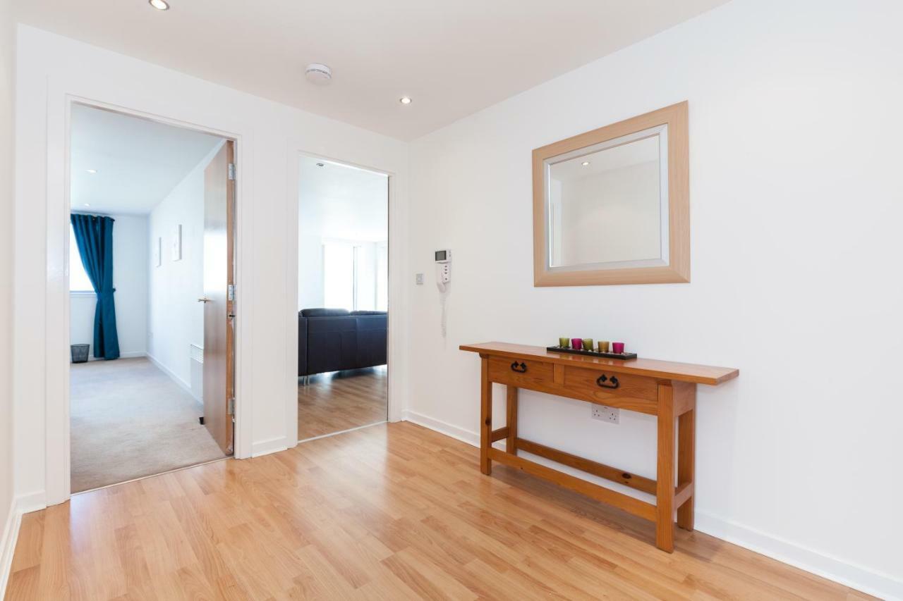 Stylish Garden View Apartment — Photos 2